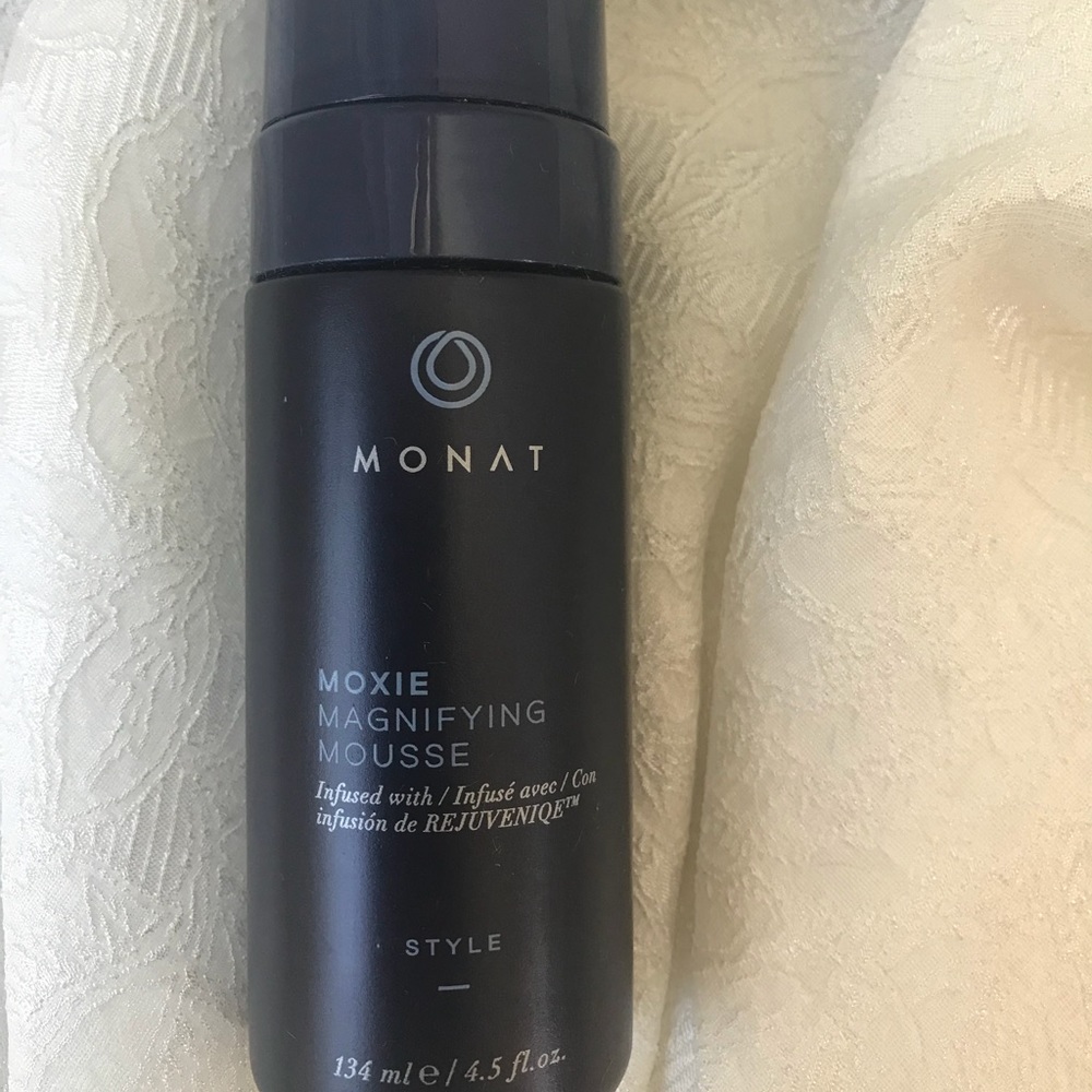 Monat Moxie Mousse- Brand New
